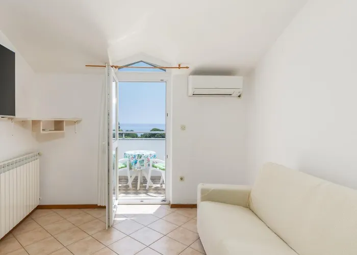 Seaside 191 By Guide Pula